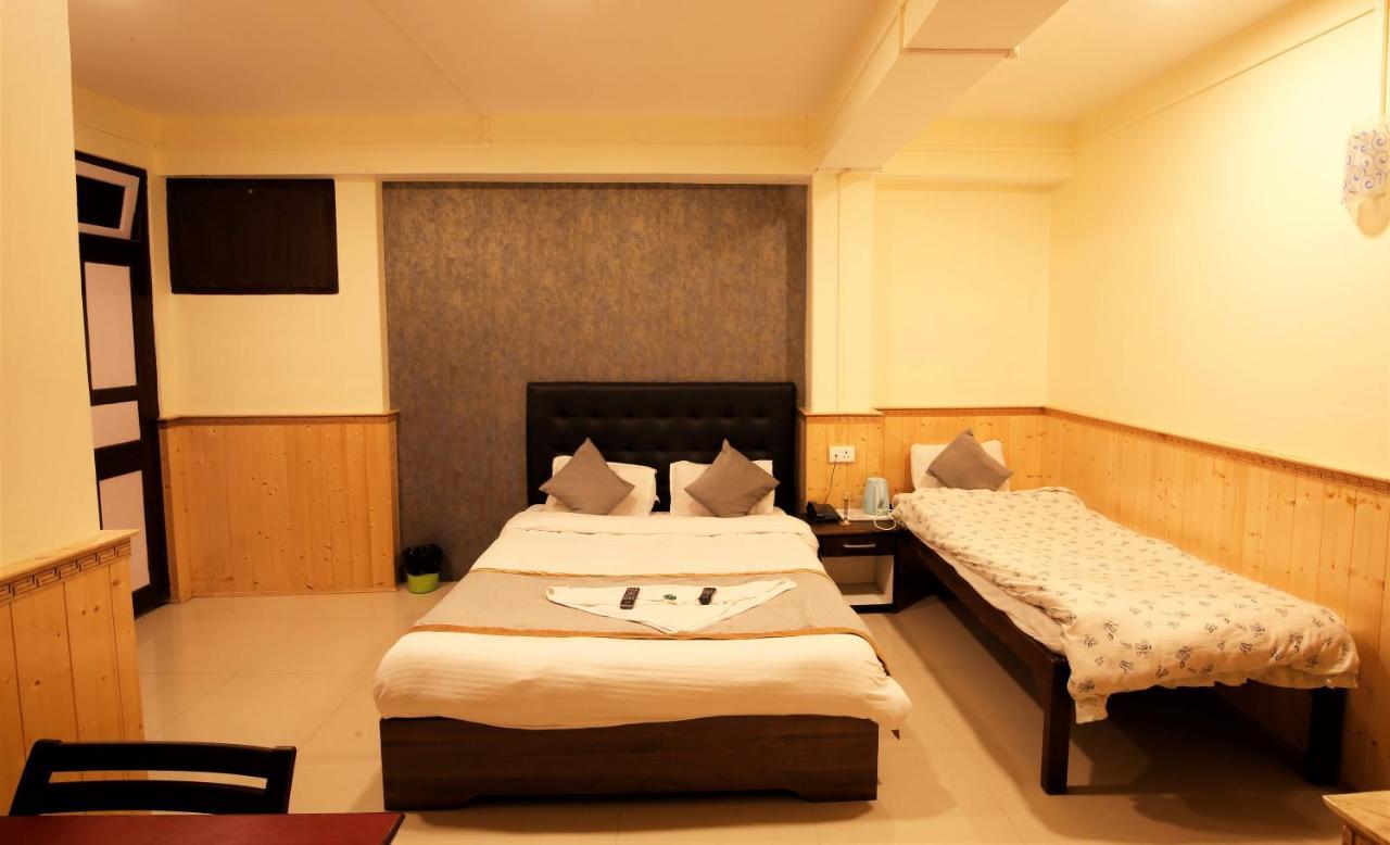 The Griffon'S Nest Hotel Gangtok Exterior photo